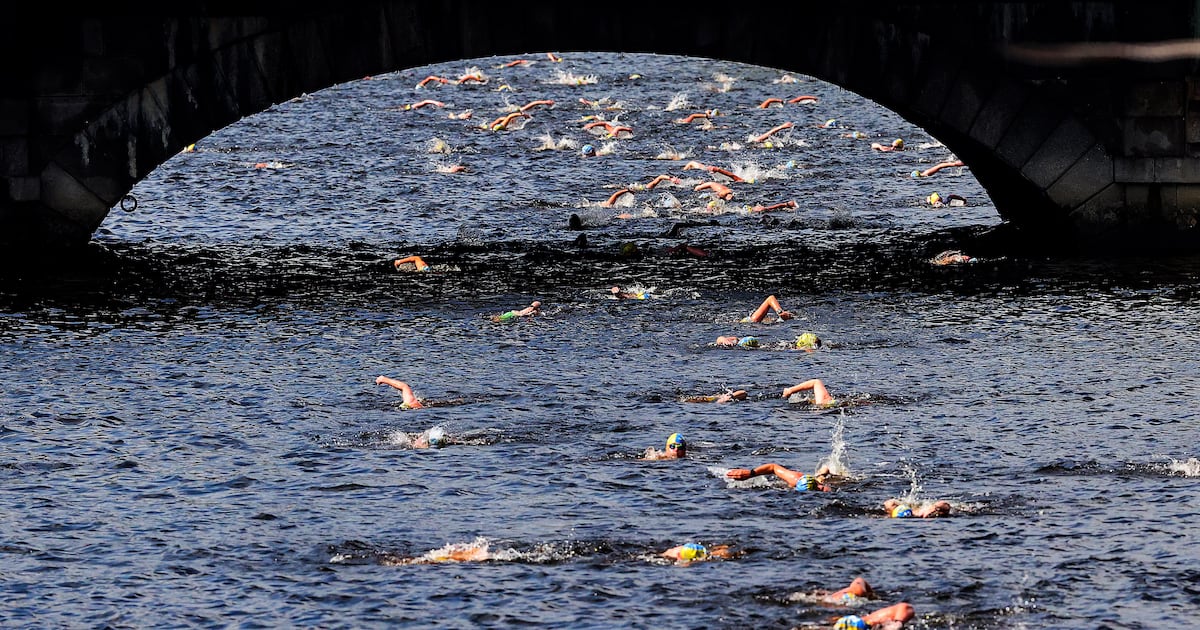 www.irishtimes.com