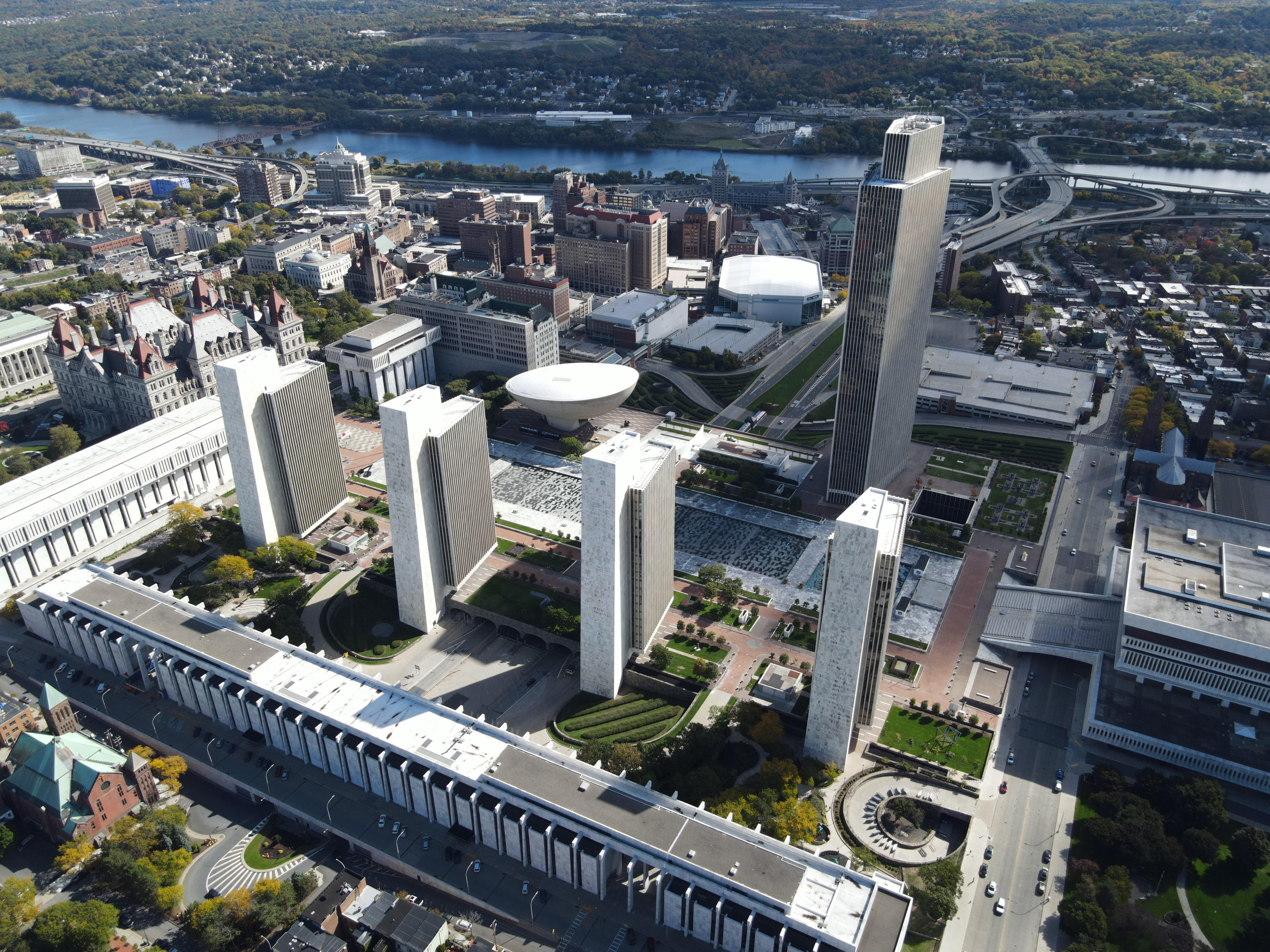 Empire_State_Plaza_from_the_air.jpg