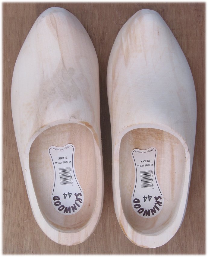 Wooden_Shoes-willow-plain_wood.jpg