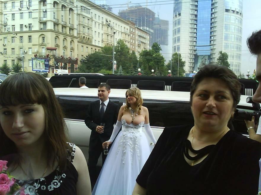 weddingdress1.jpg