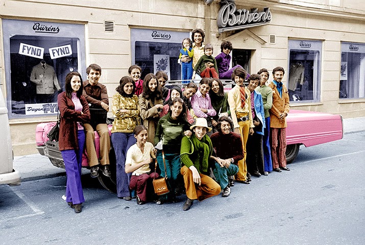 Bin+Laden+family+vacationing+in+Falun,+Sweden+in+1971.jpg