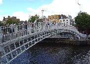 1712419-Hapenny_Bridge-Dublin.jpg