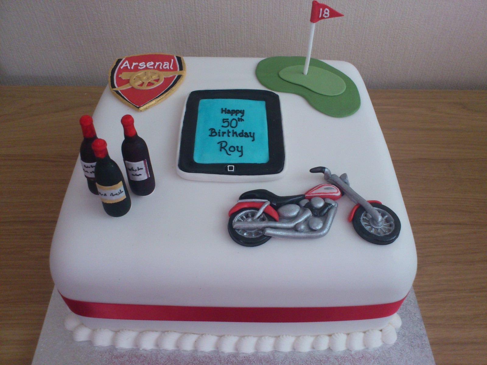 Golfer-Wine-Lover-Biker-Football-Fan-Techno-Birthday-Novelty-Cake-Poole-Dorset-1600x1200.jpg