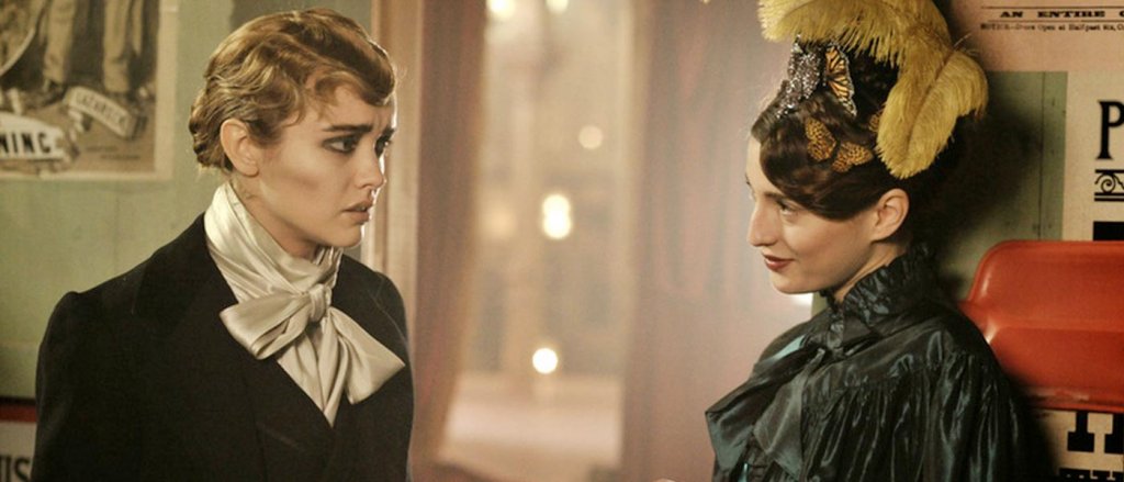 Olivia Cooke and María Valverde in The Limehouse Golem